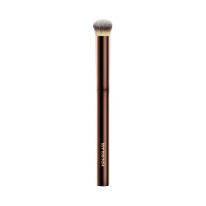 Hourglass Vanish™ Seamless Finish Concealer Brush
